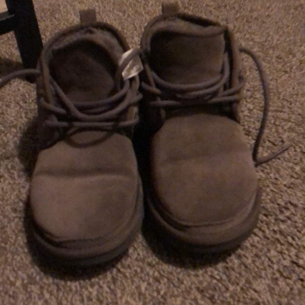 Brought from someone else I was told the were a mens 7 they fit like a women’s 7